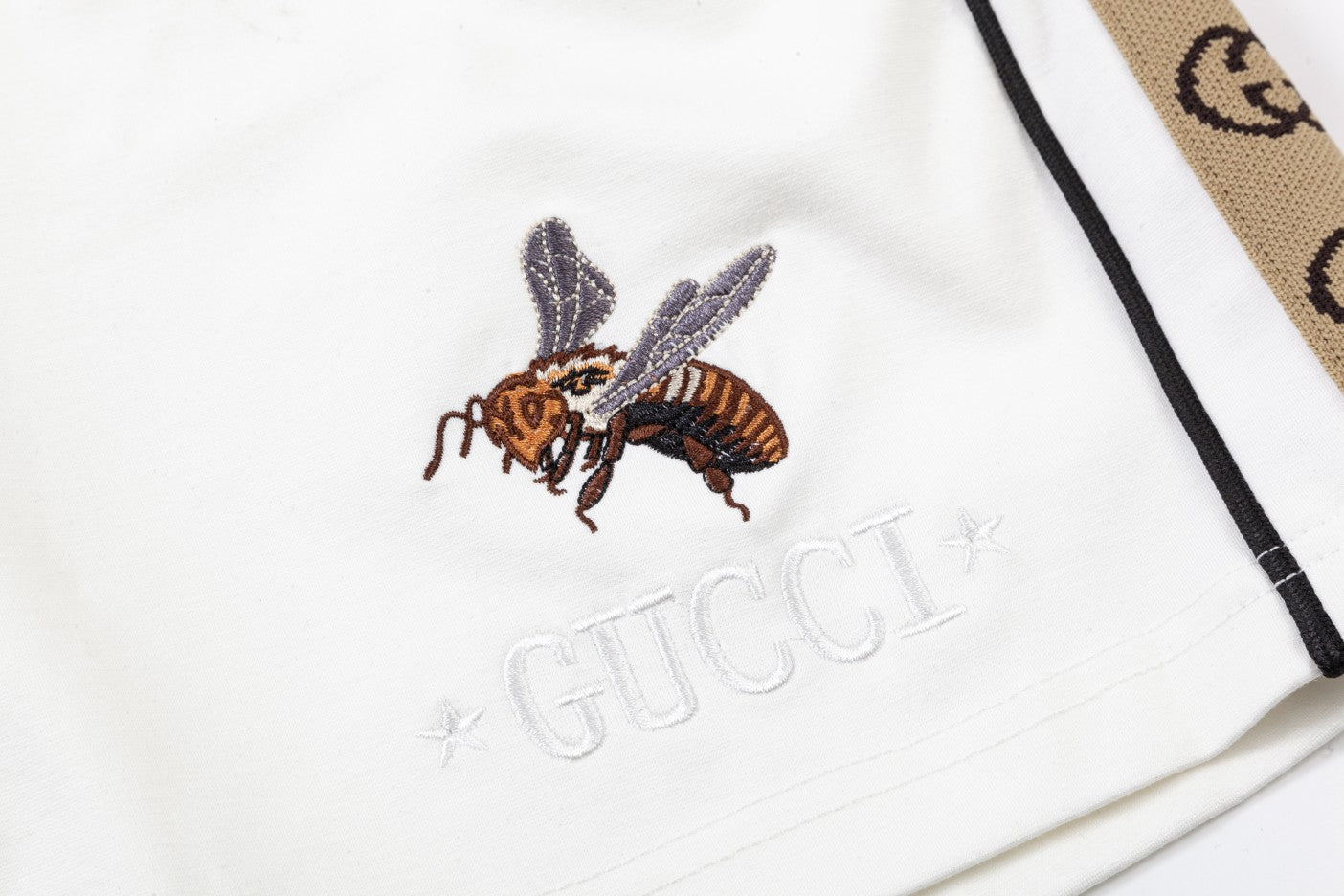 Bee New shorts