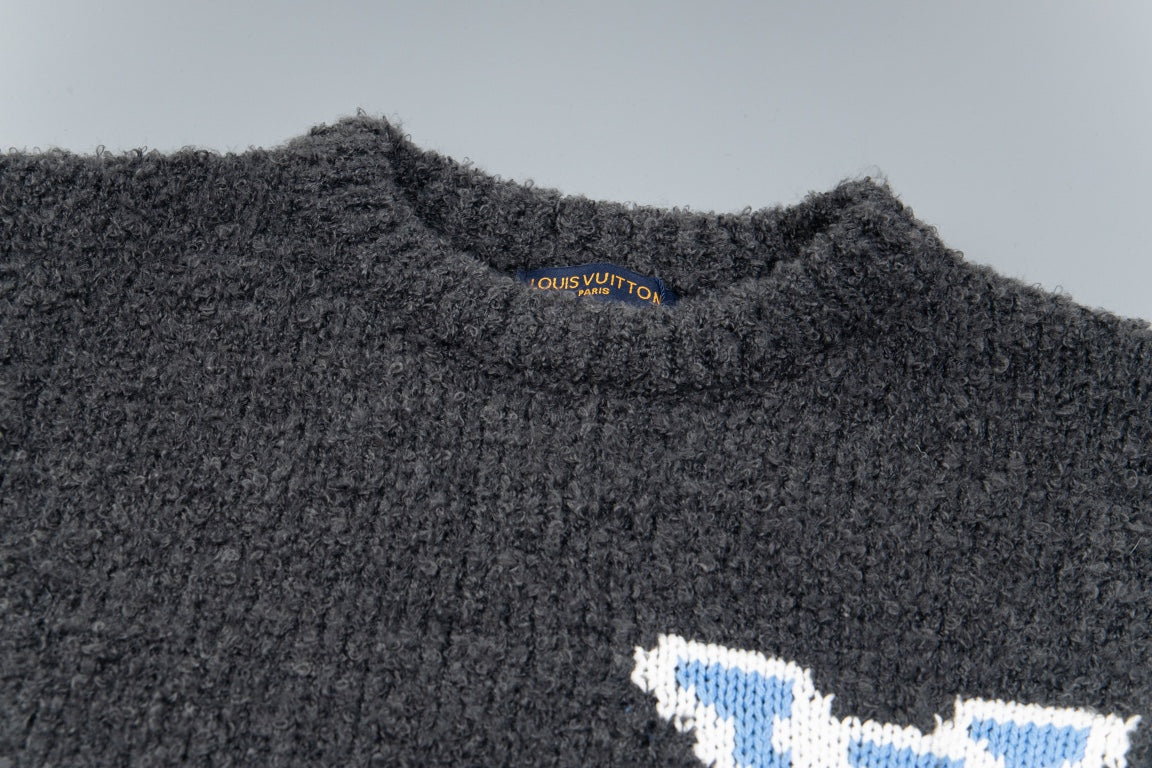 1203 New monogrammed wool sweater
