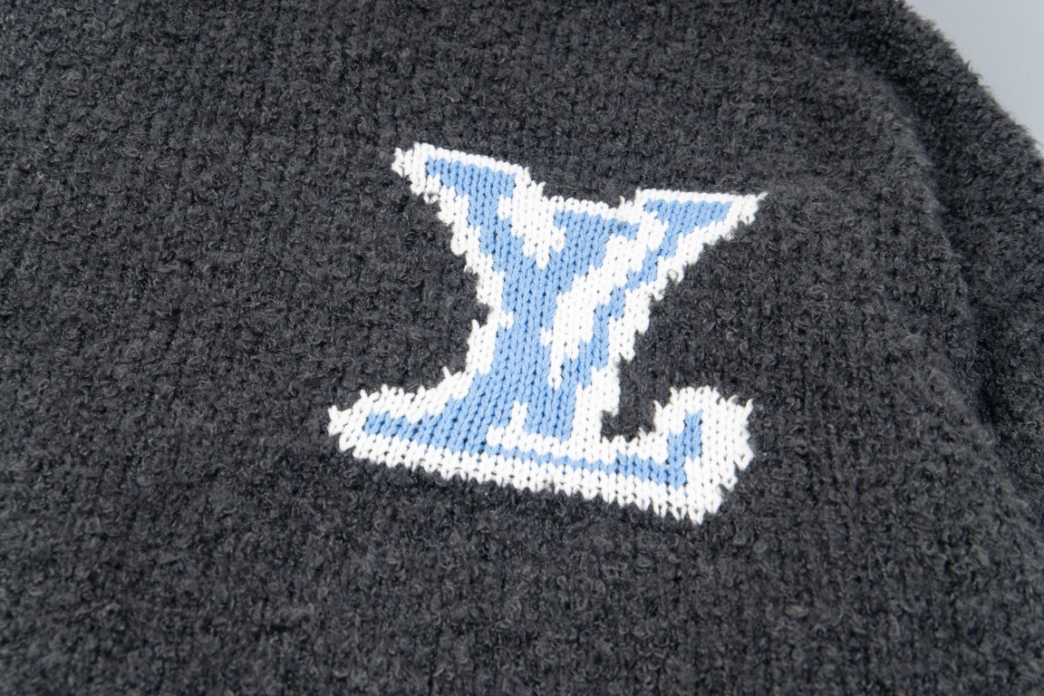 1203 New monogrammed wool sweater