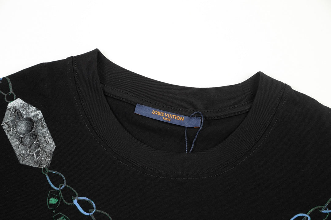 1203 New necklace hand printed T-shirt
