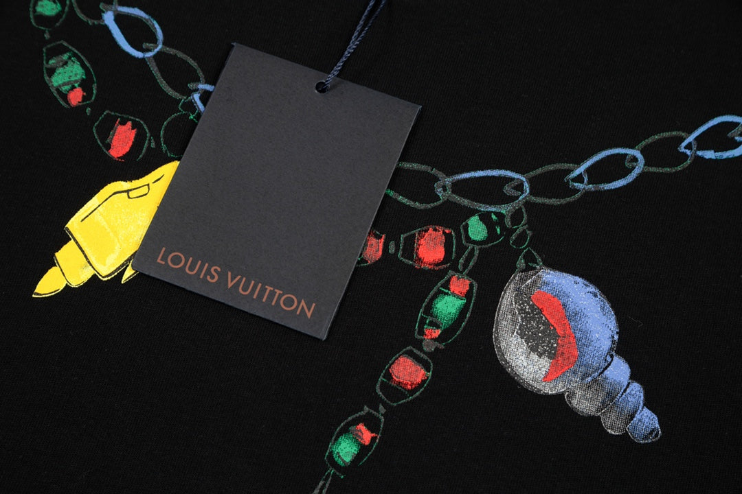 1203 New necklace hand printed T-shirt