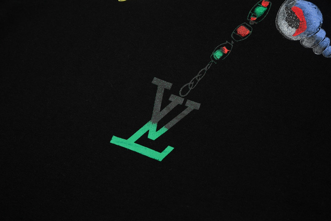 1203 New necklace hand printed T-shirt