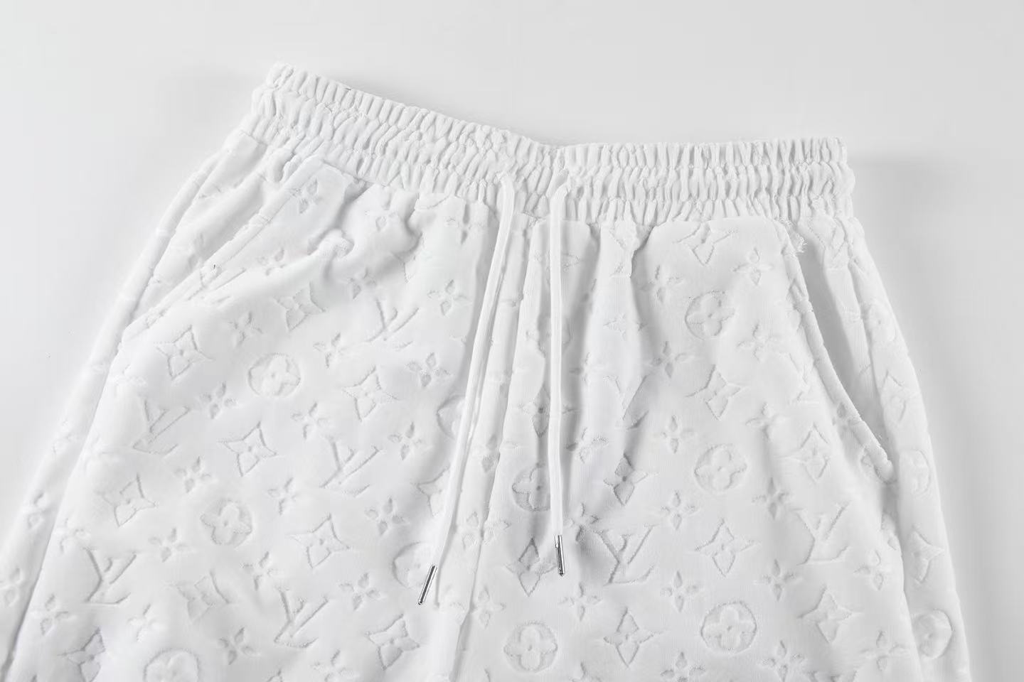 250212 New soft jacquard velvet shorts