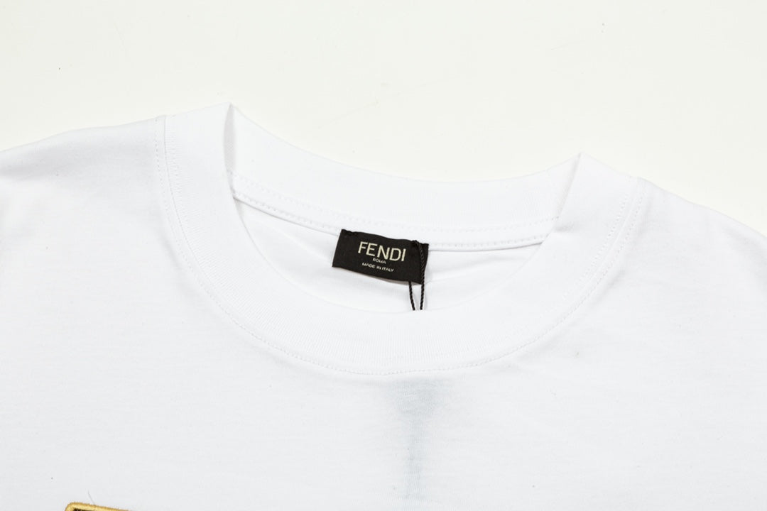 250218 Classic eye print T-shirt