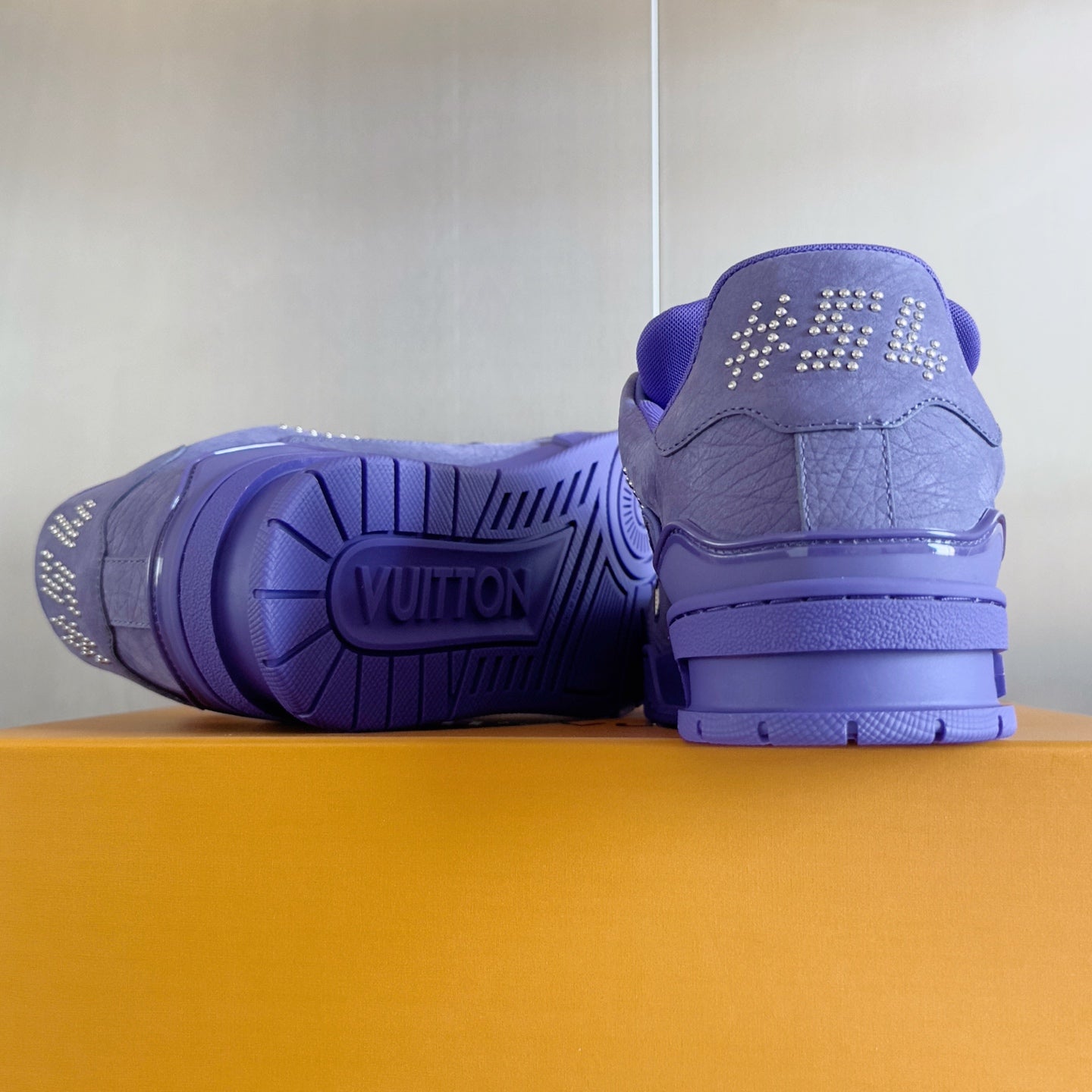 250318 New high quality new color board shoes