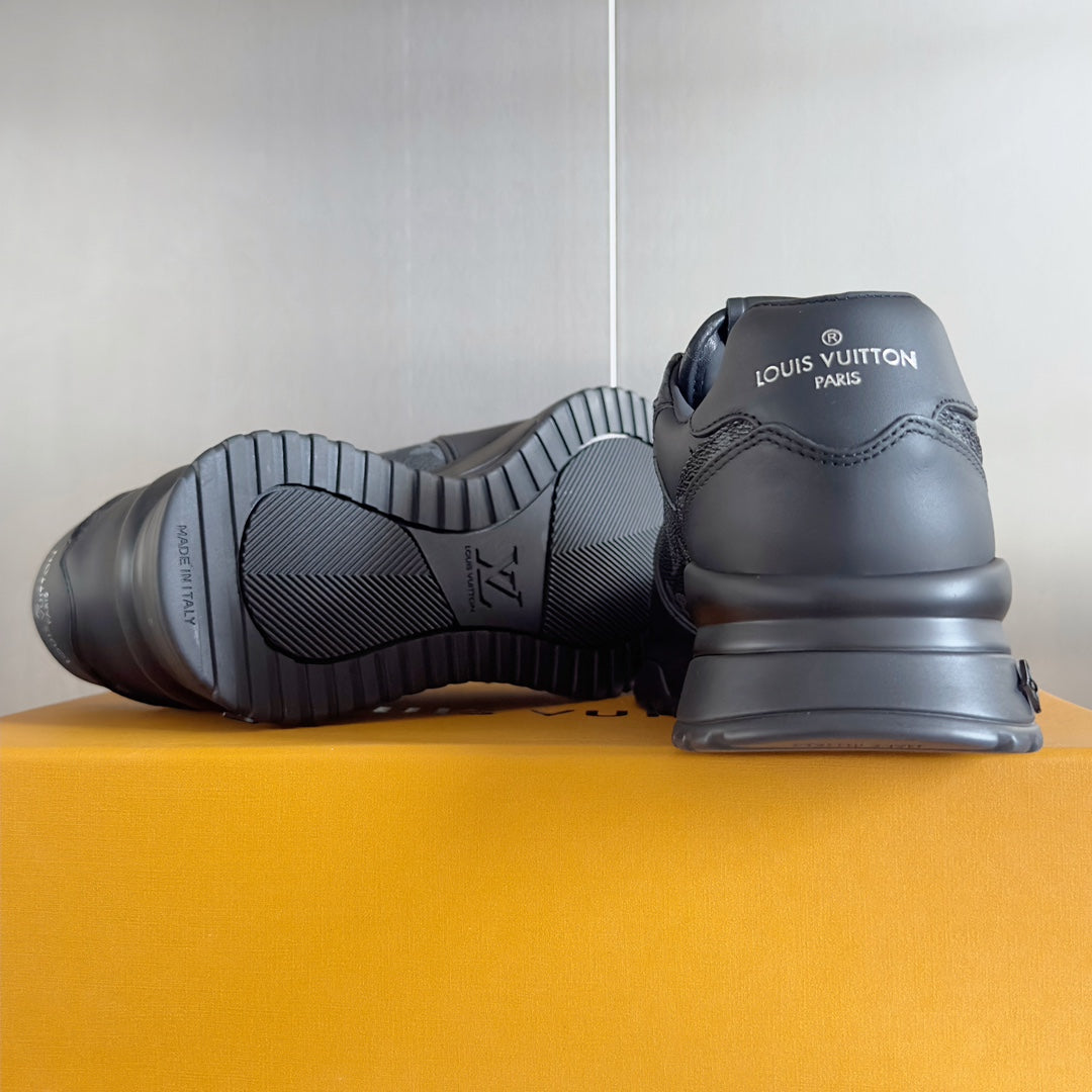 250318 New high quality new color board shoes