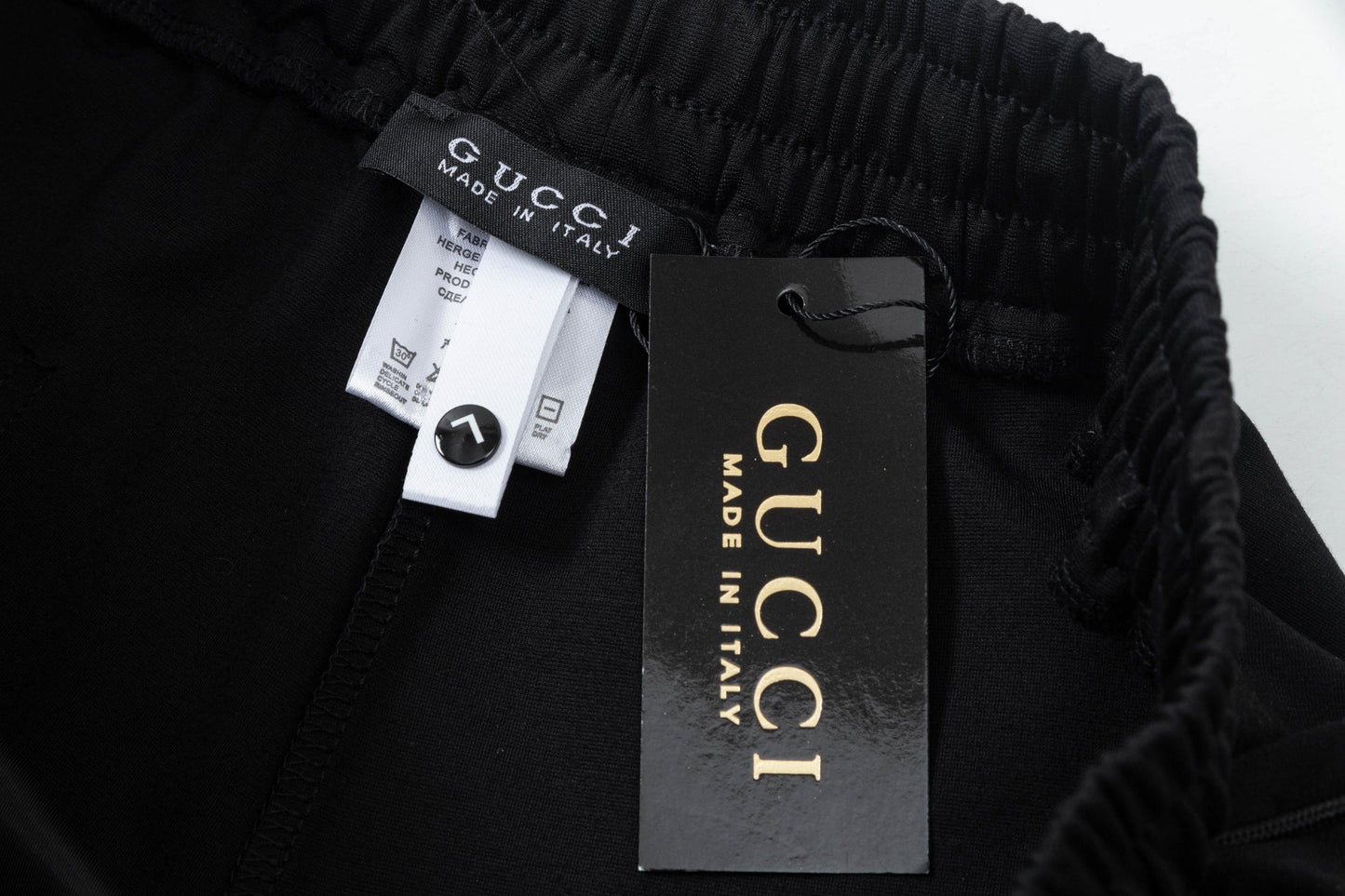 250404 New high-quality simply embroidered knitted shorts