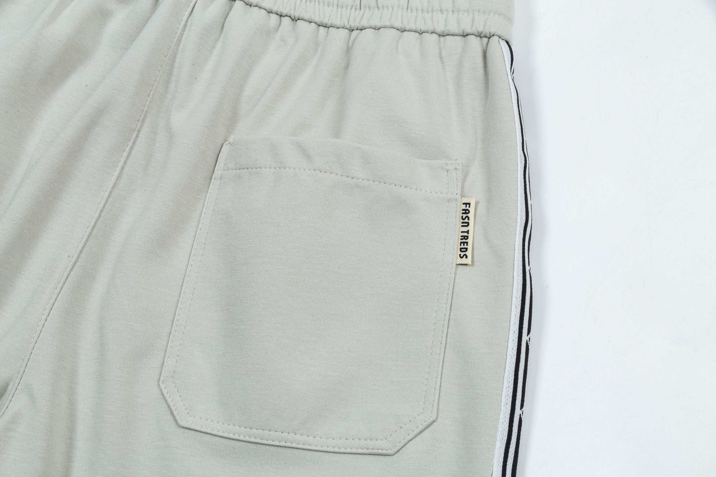 250404 New high-quality webbed knitted shorts