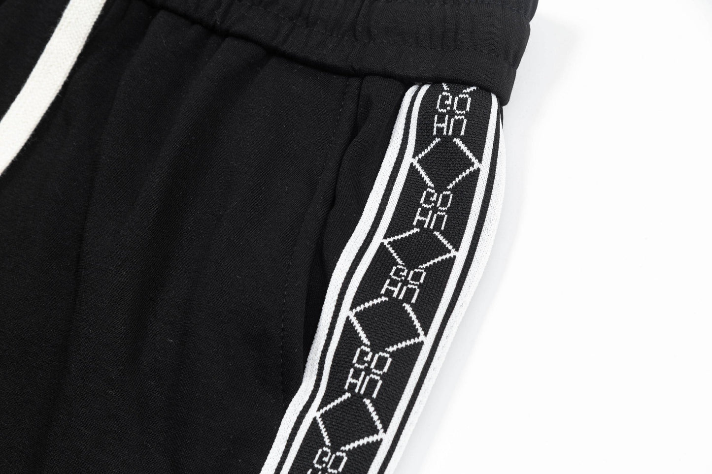 250404 New high-quality webbed knitted shorts