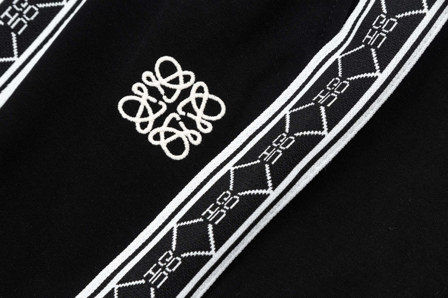 250404 New high-quality webbed knitted shorts