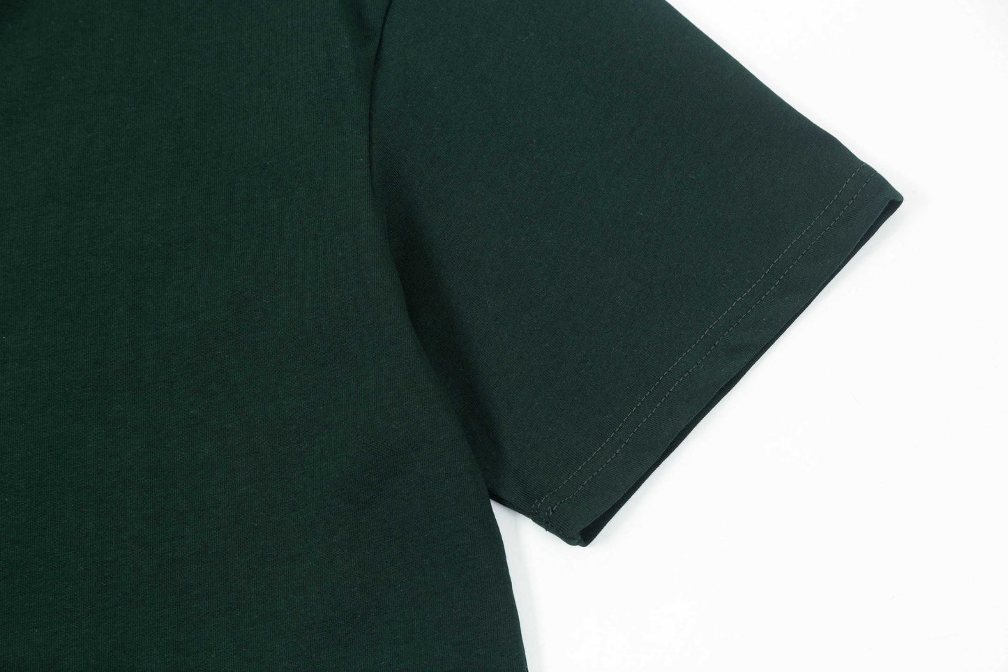 250404 New high-quality classic triangular logo T-shirt
