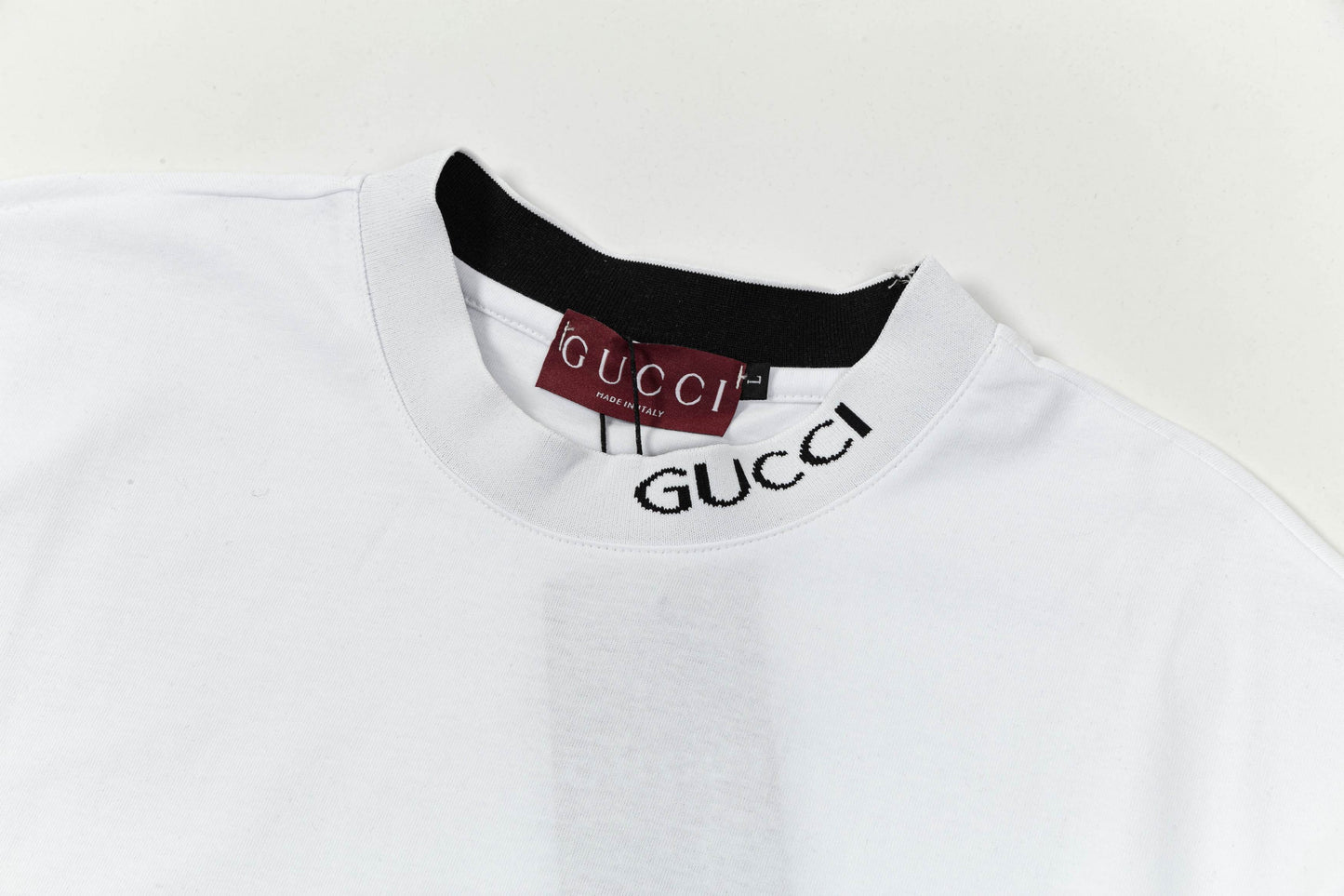 250404 New high-quality collar embroidered T-shirt