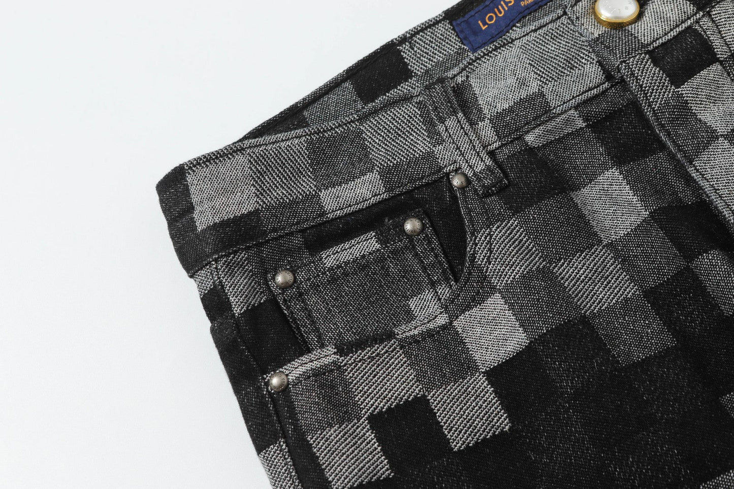 250404New high-quality black checkered denim shorts