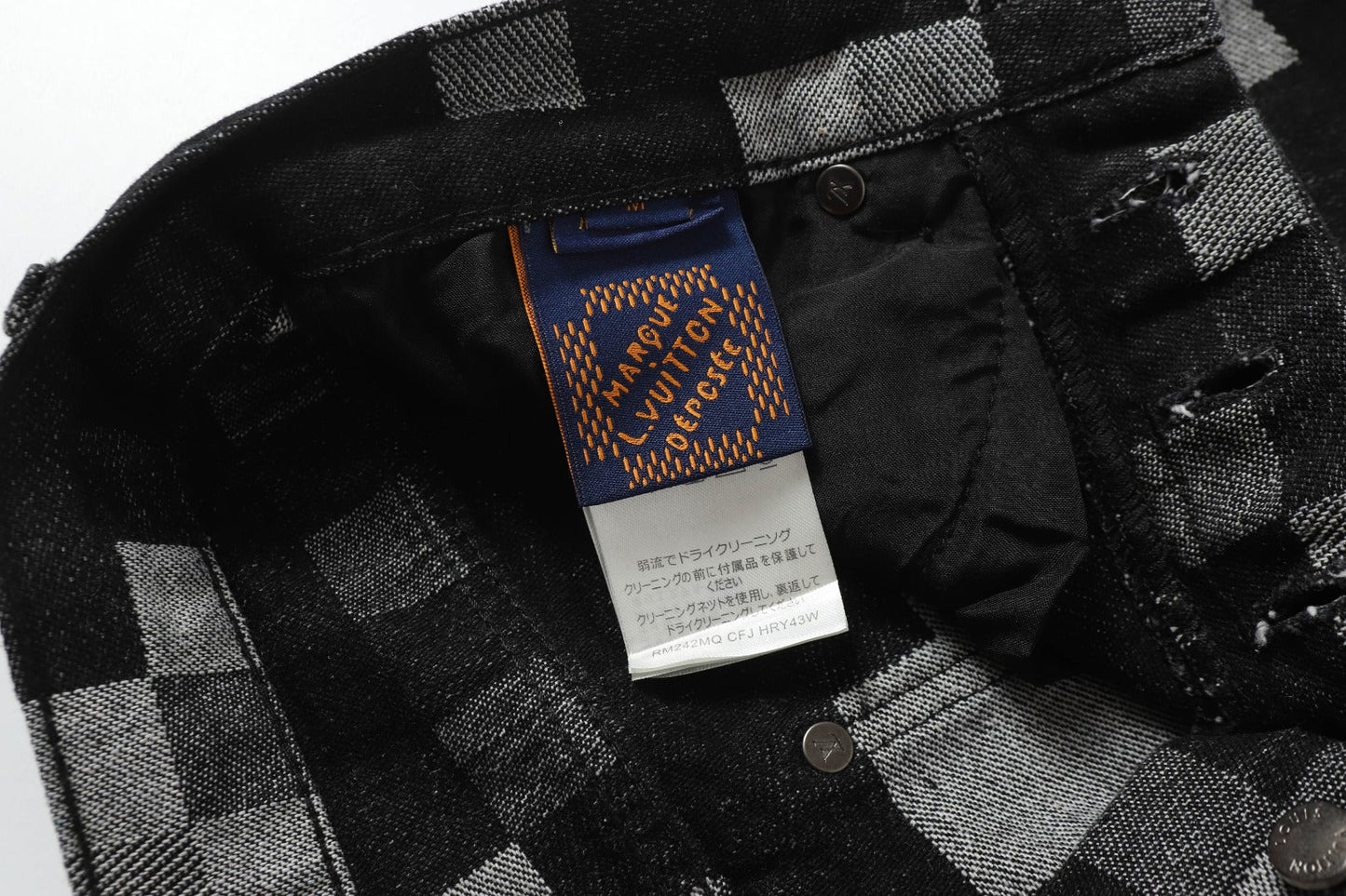 250404New high-quality black checkered denim shorts