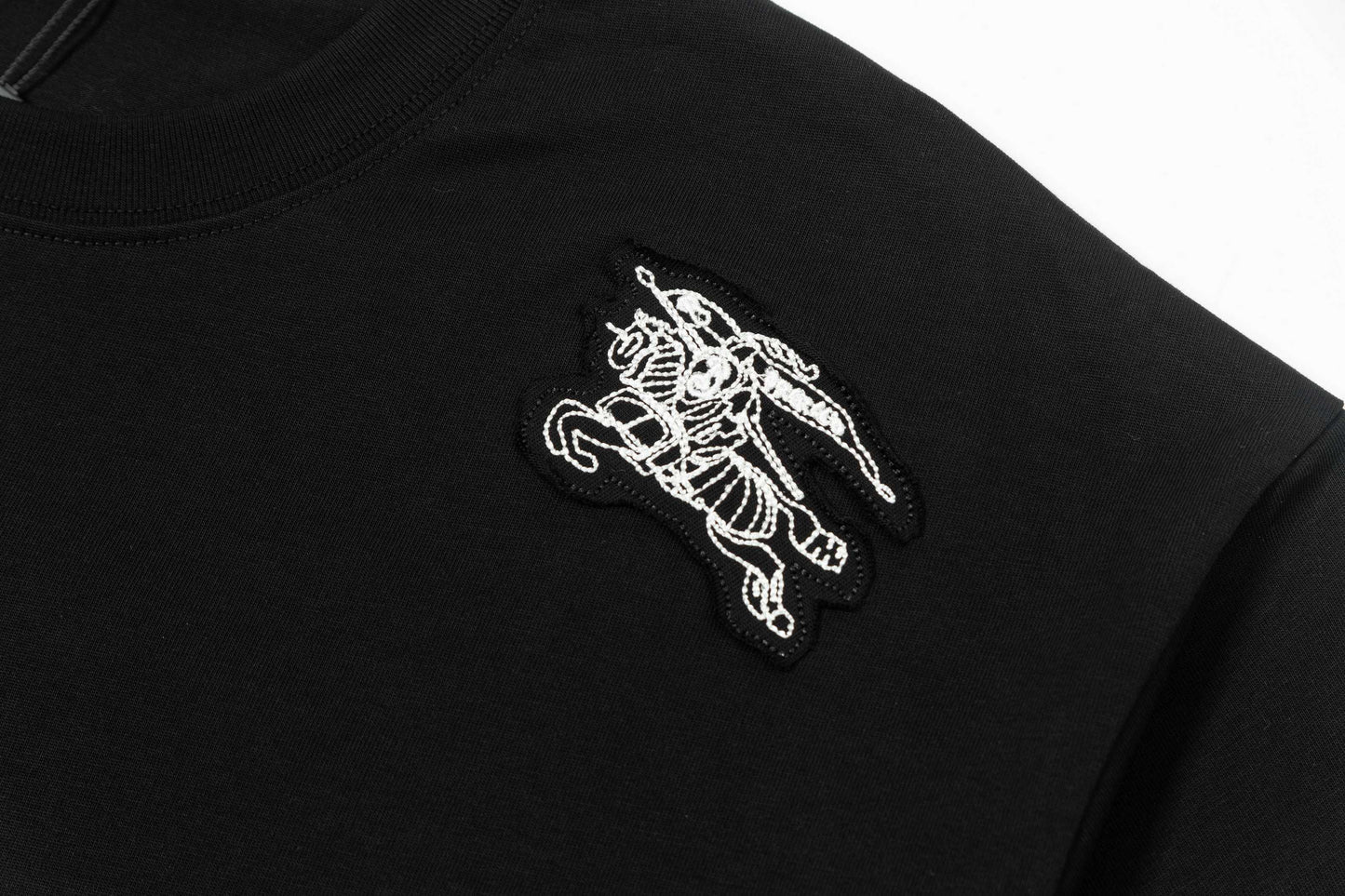 250408 New high-quality applied-embroidered T-shirt