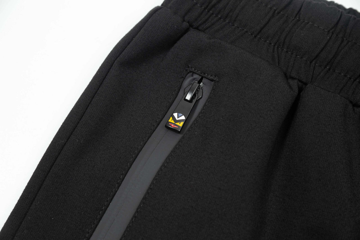 250408 New high-quality patchwork embroidered knitted shorts