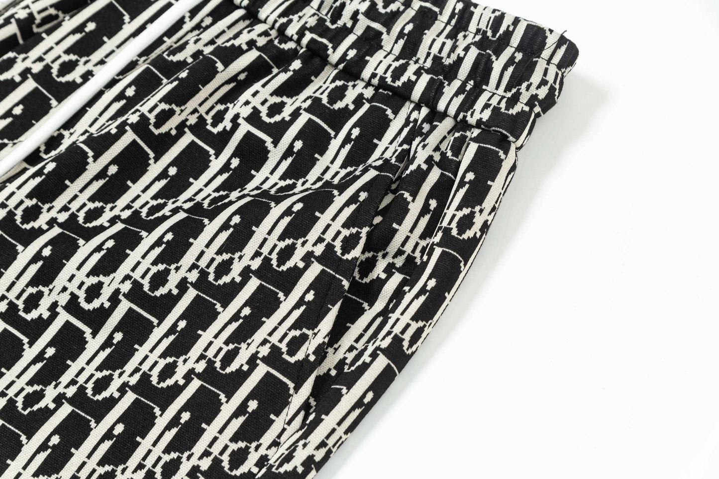 250408 New high-quality heavy jacquard fabric knitted shorts