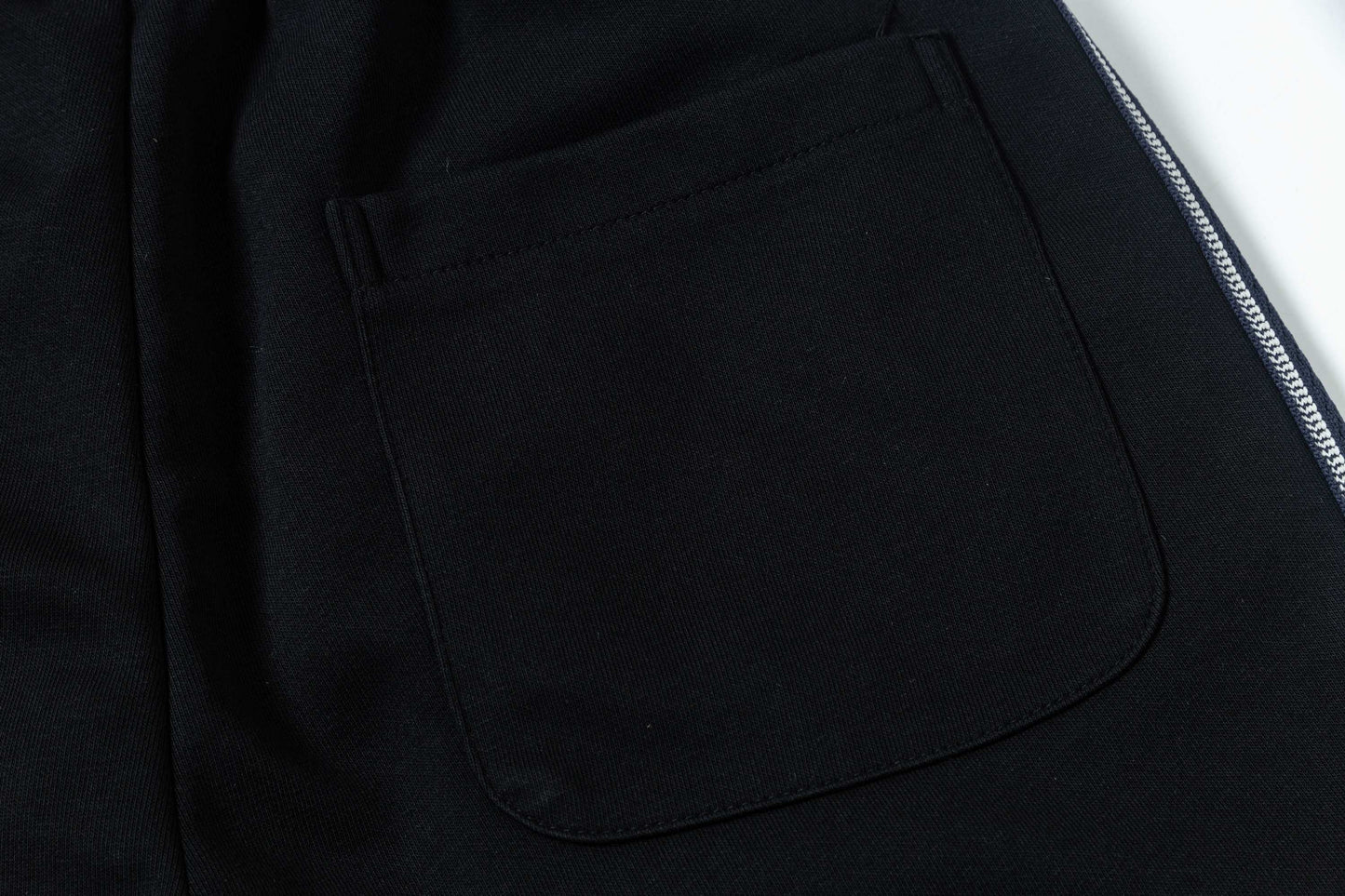 250408 New high-quality embroidered knitted shorts