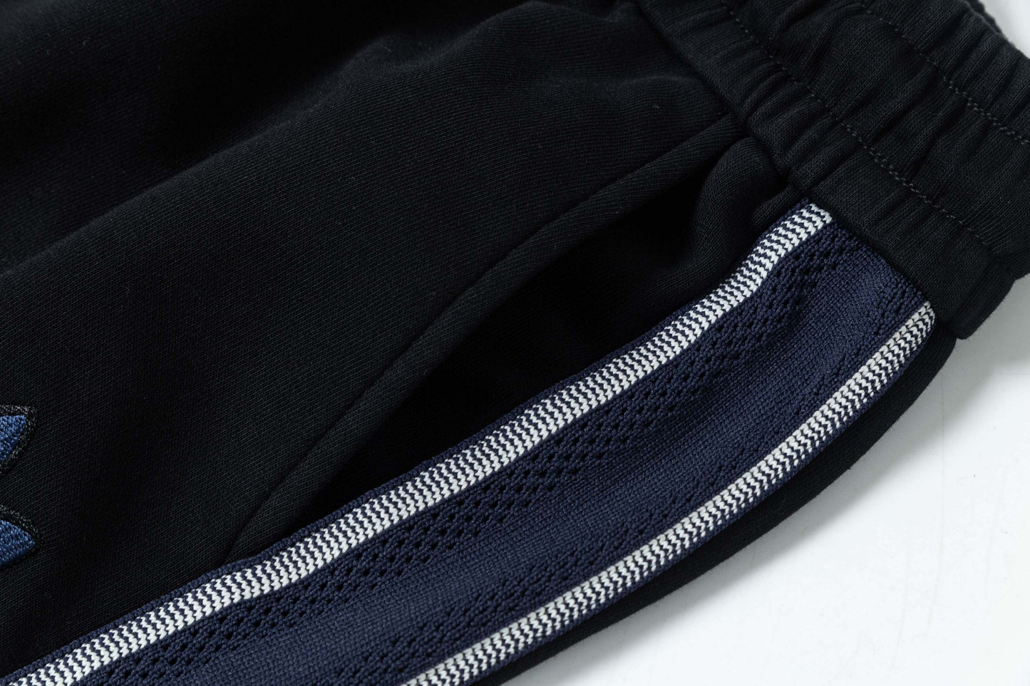 250408 New high-quality embroidered knitted shorts