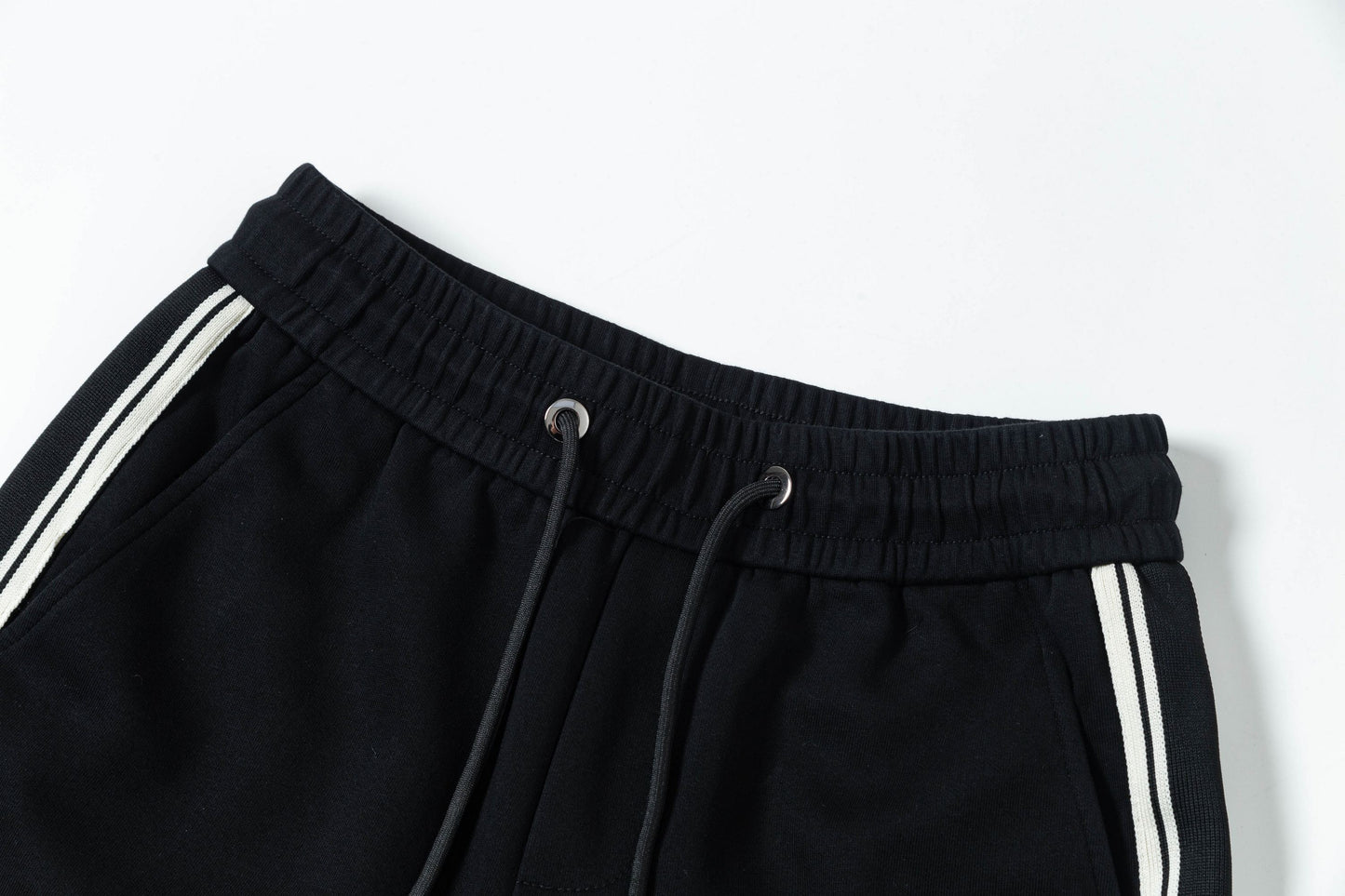 250408 New high-quality embroidered knitted shorts