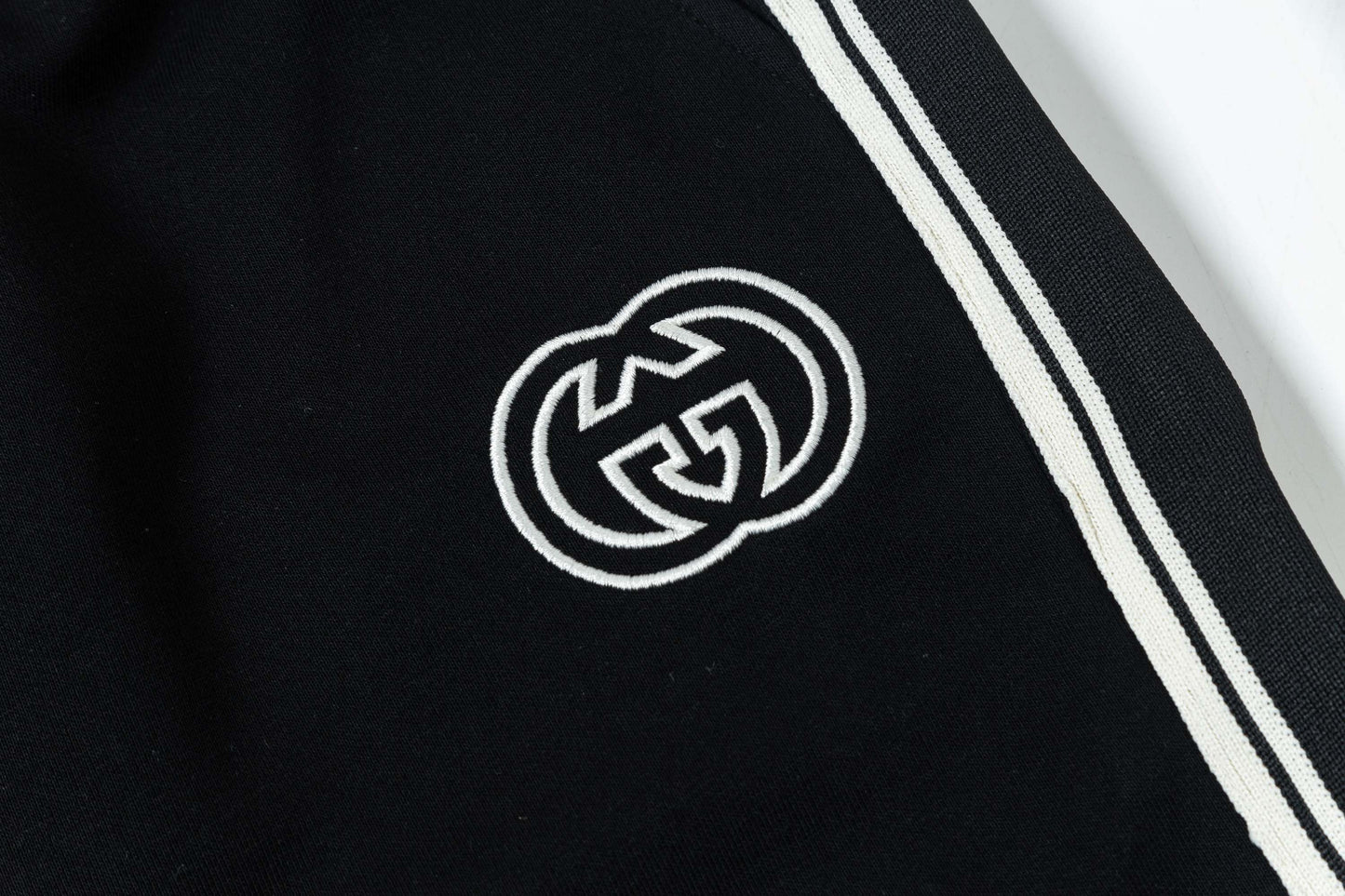 250408 New high-quality embroidered knitted shorts