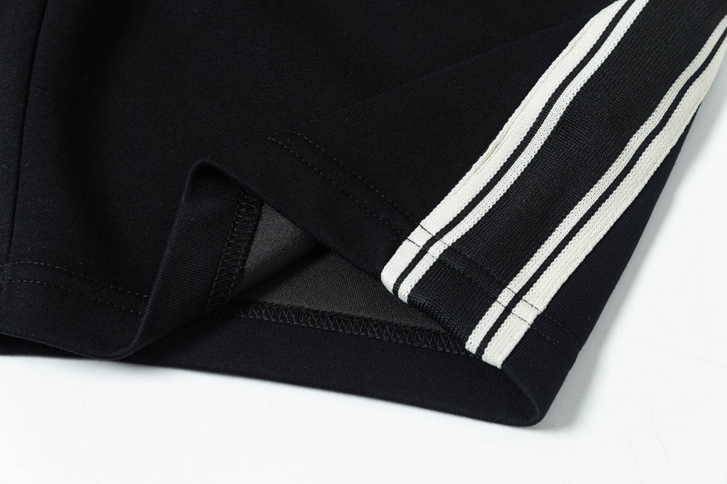 250408 New high-quality embroidered knitted shorts