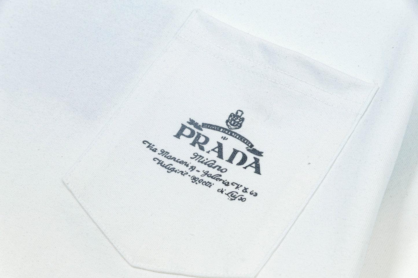 250408 New high-quality pocket letter hand-sprayed T-shirt