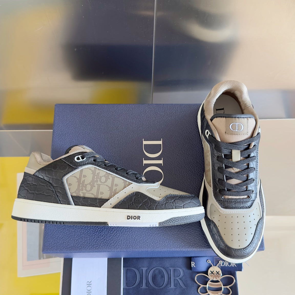 250415 New top-quality rest sports shoes and sneakers
