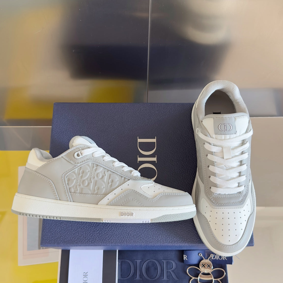 250415 New top-quality rest sports shoes and sneakers
