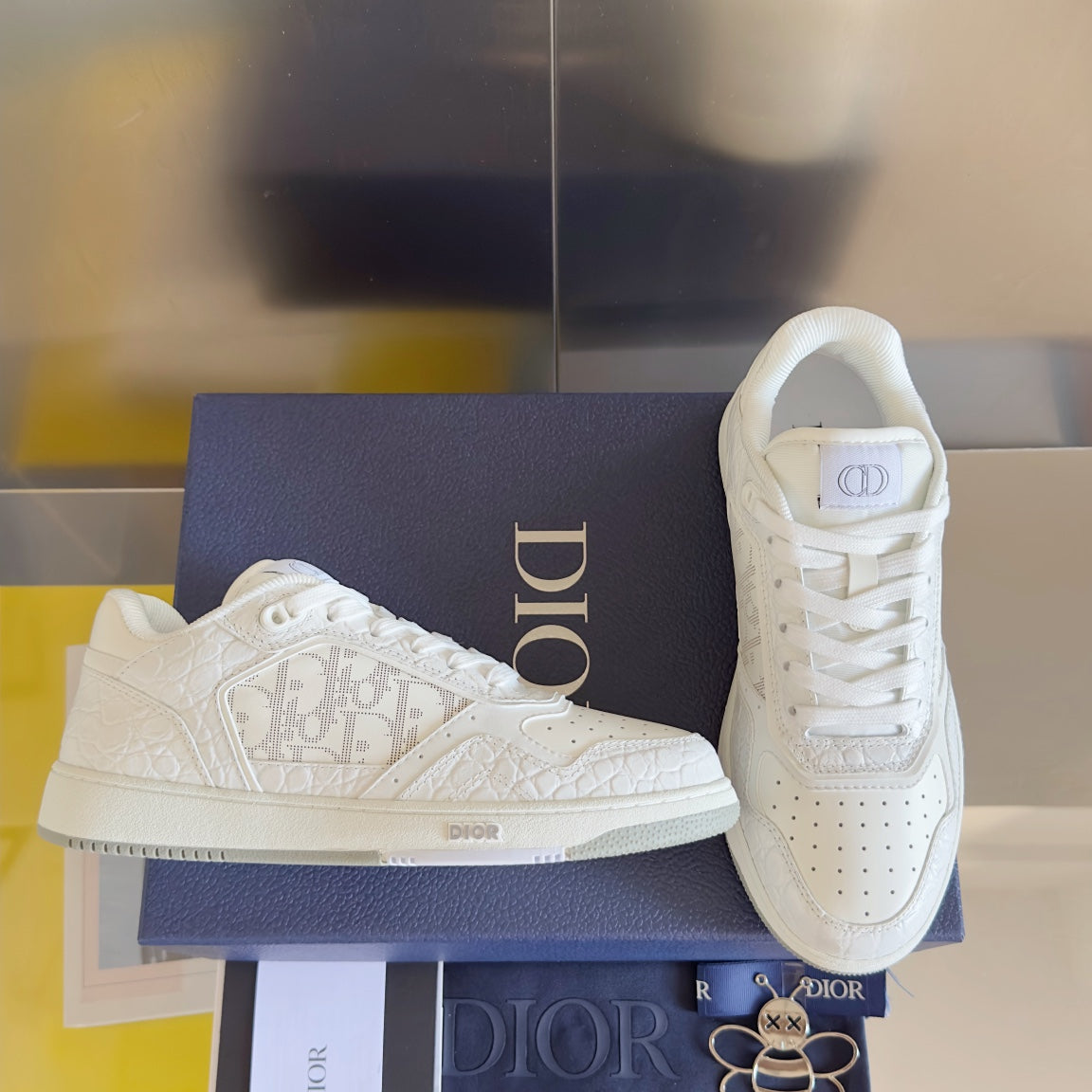 250415 New top-quality rest sports shoes and sneakers