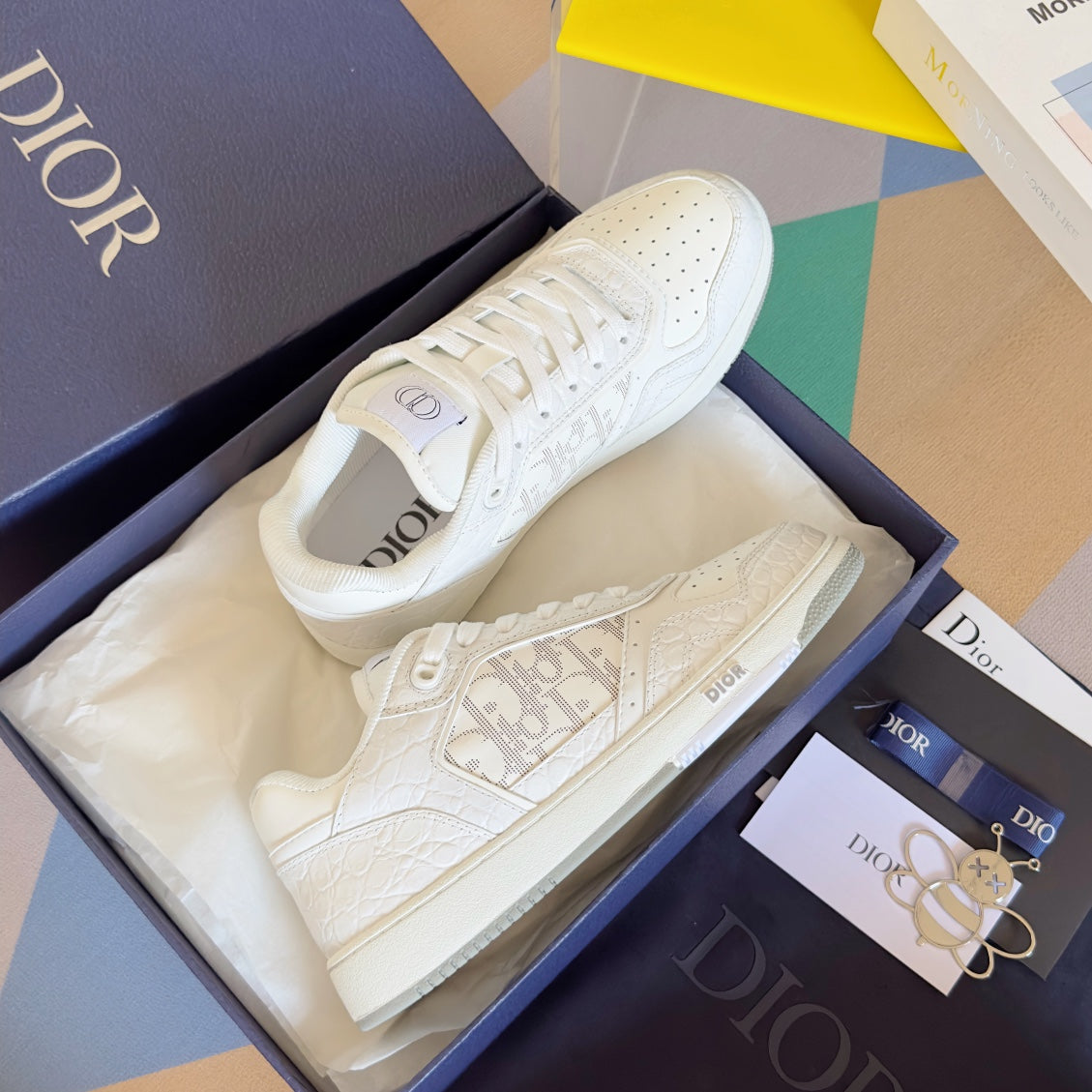 250415 New top-quality rest sports shoes and sneakers