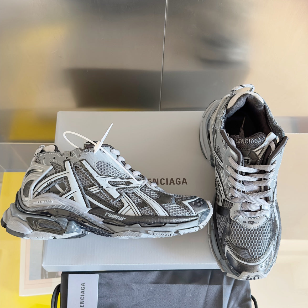 250415 New top-quality retro sports shoes