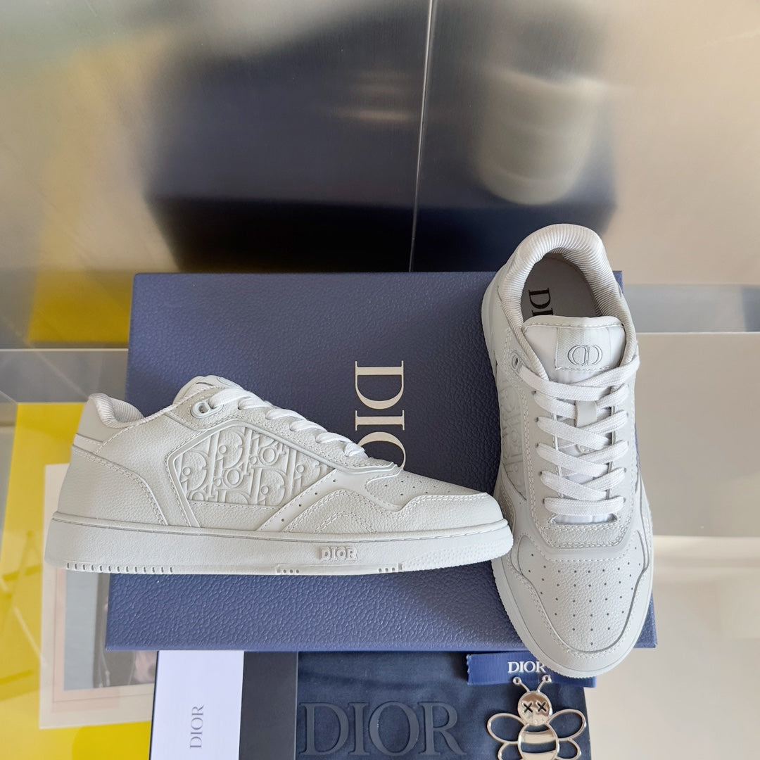 250415 New high-quality casual classic sports shoes