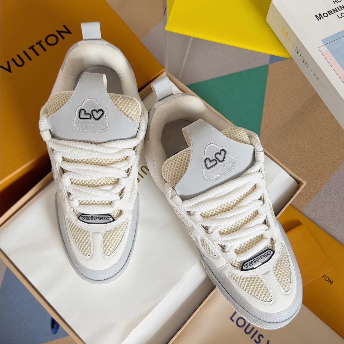 250415 New top-quality four-leaf clover casual sports shoes