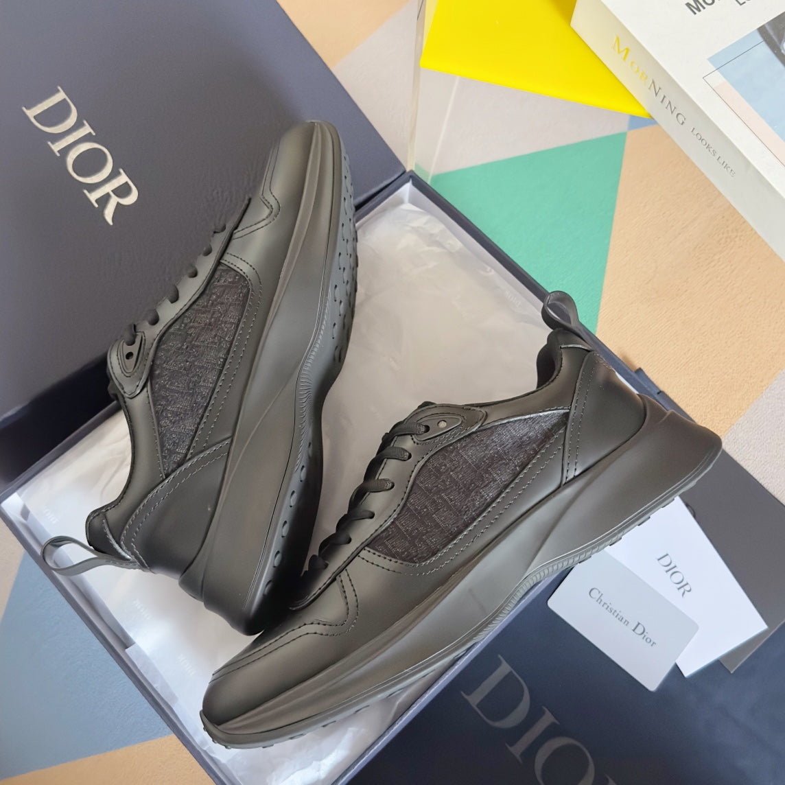 250422 New high-end, comfortable and casual sports shoes