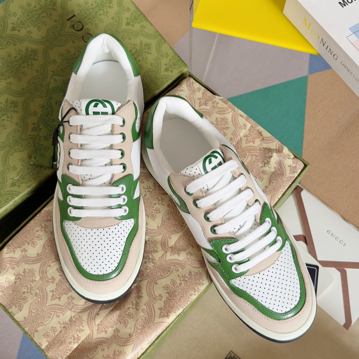 250422 New high-end and comfortable basic sports shoes