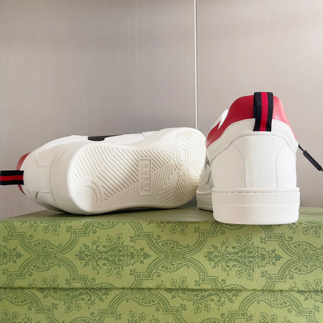 250422 New high-end and comfortable basic sports shoes