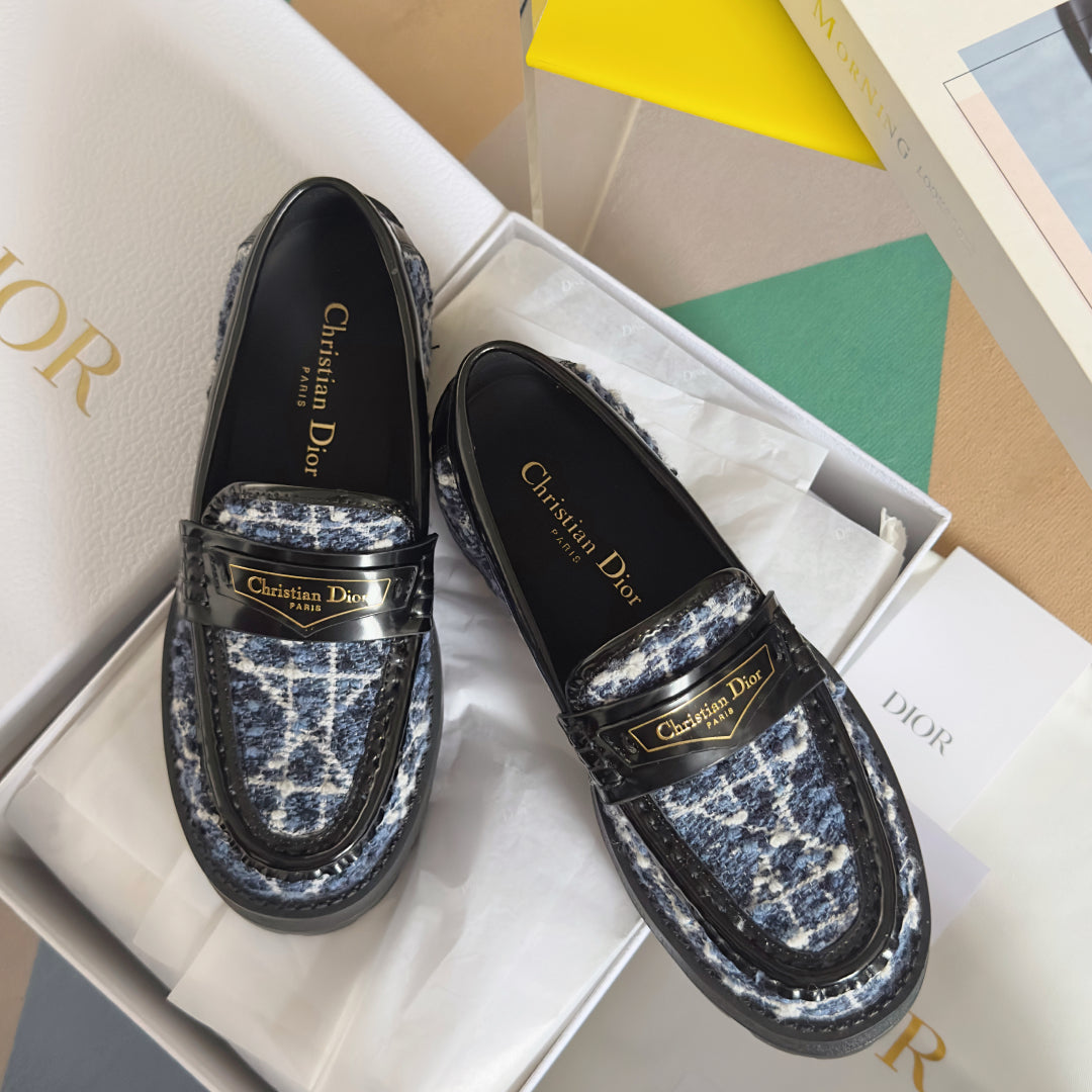 250501 New high-end, simple and fashionable loafers for girls