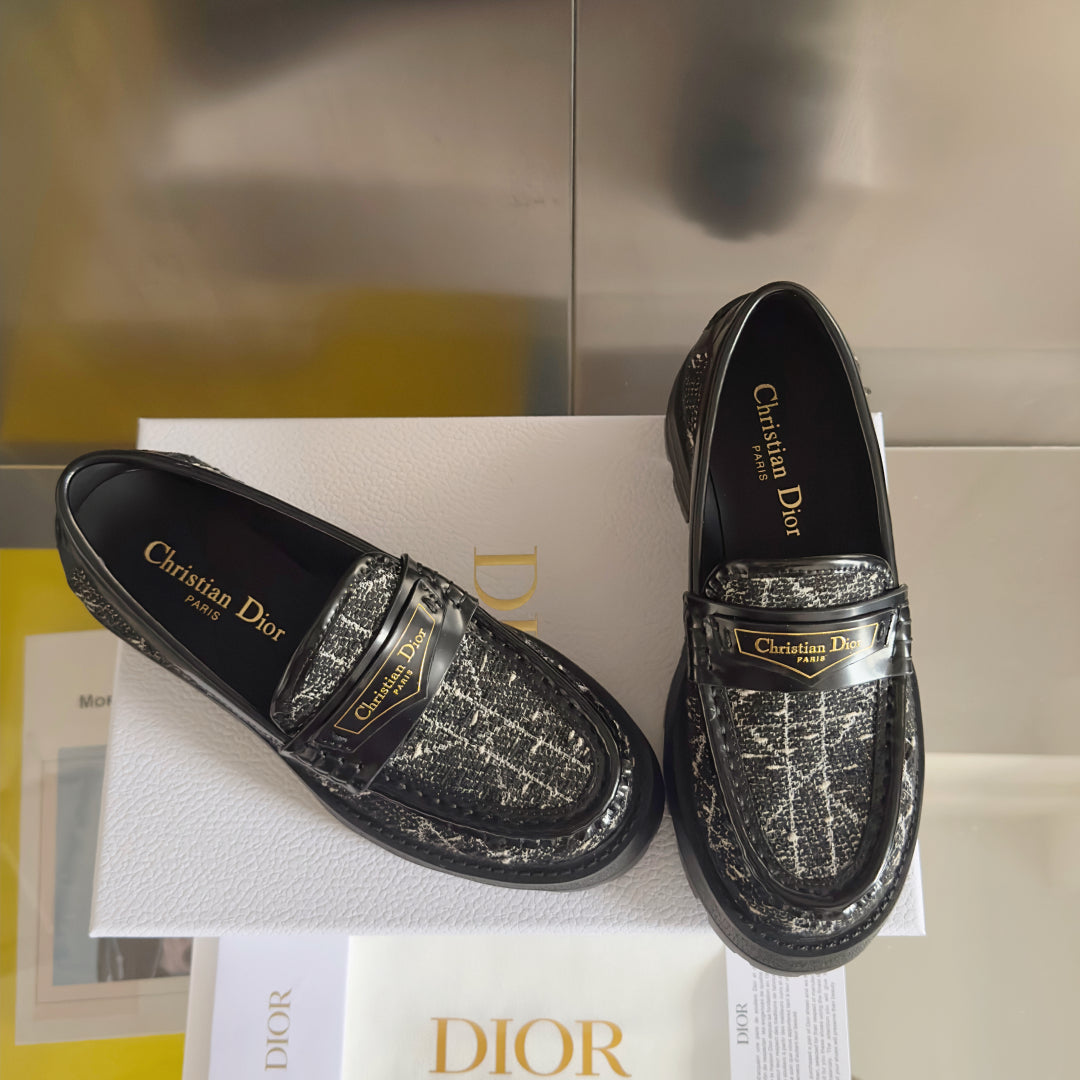 250501 New high-end, simple and fashionable loafers for girls