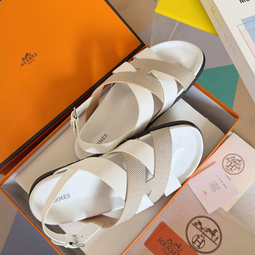 250501 New top-of-the-line simple cross-woven strap slippers