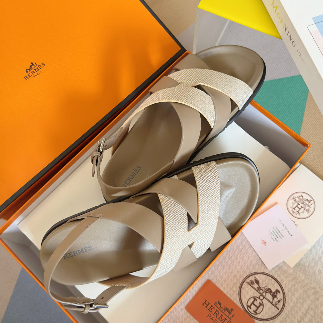 250501 New top-of-the-line simple cross-woven strap slippers