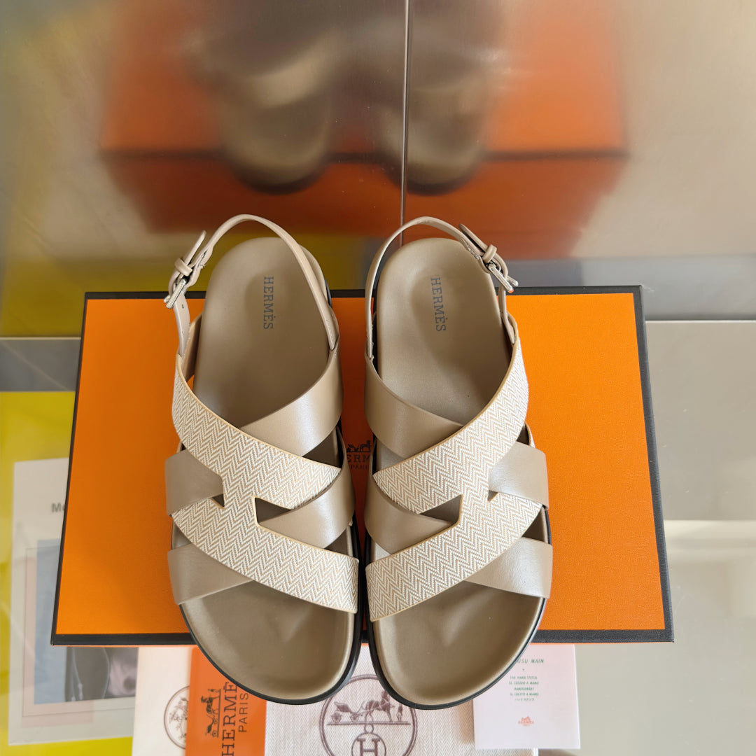250501 New top-of-the-line simple cross-woven strap slippers
