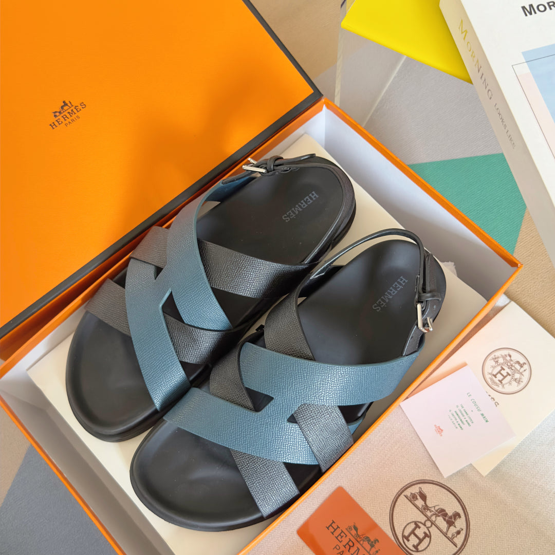 250501 New top-of-the-line simple cross-woven strap slippers