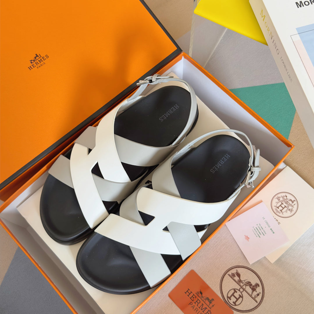 250501 New top-of-the-line simple cross-woven strap slippers