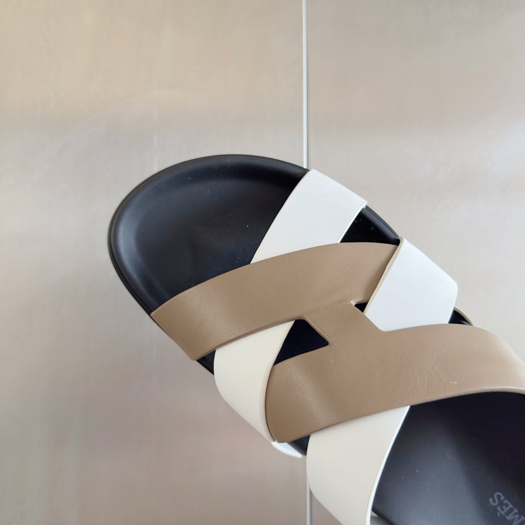250501 New top-of-the-line simple cross-woven strap slippers