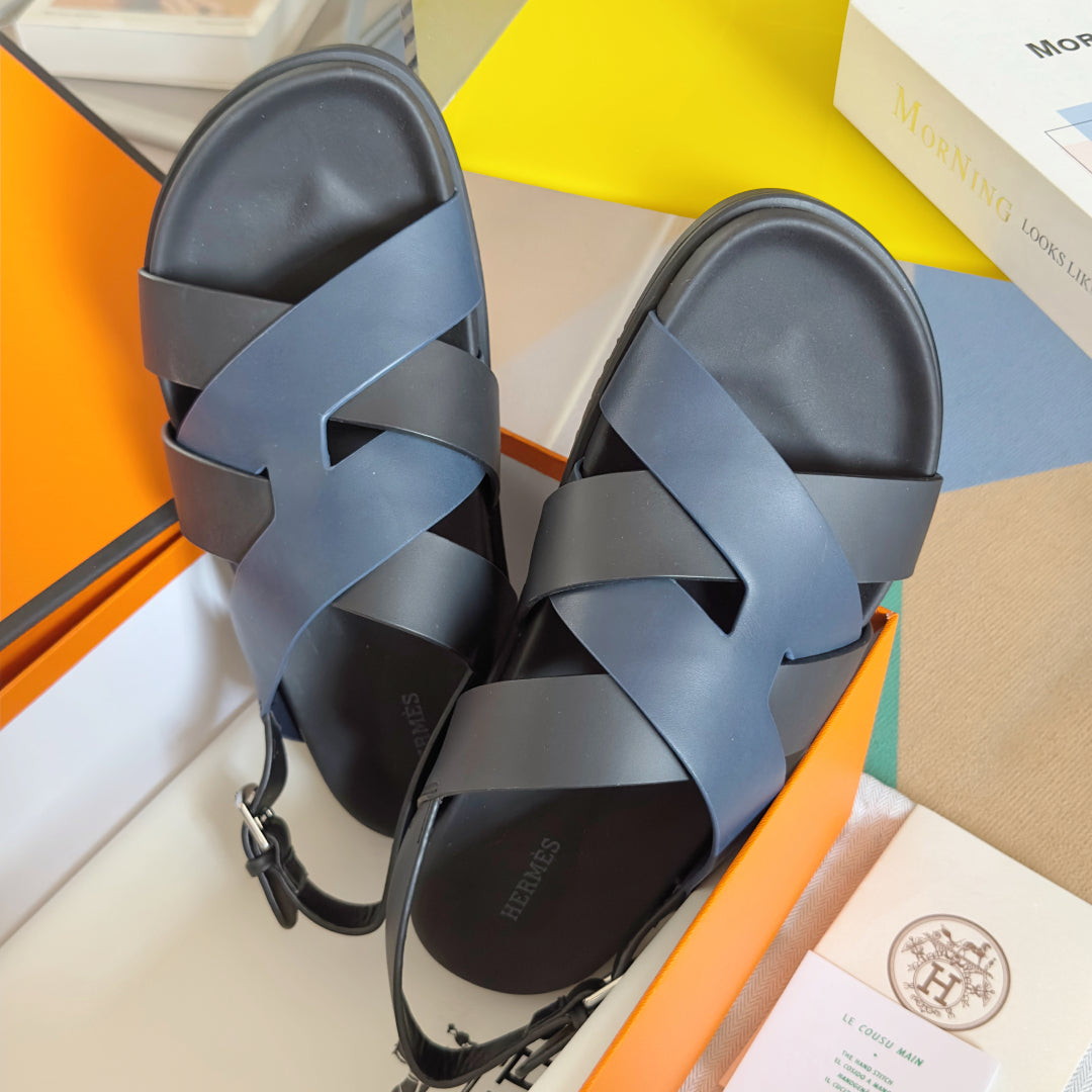 250501 New top-of-the-line simple cross-woven strap slippers