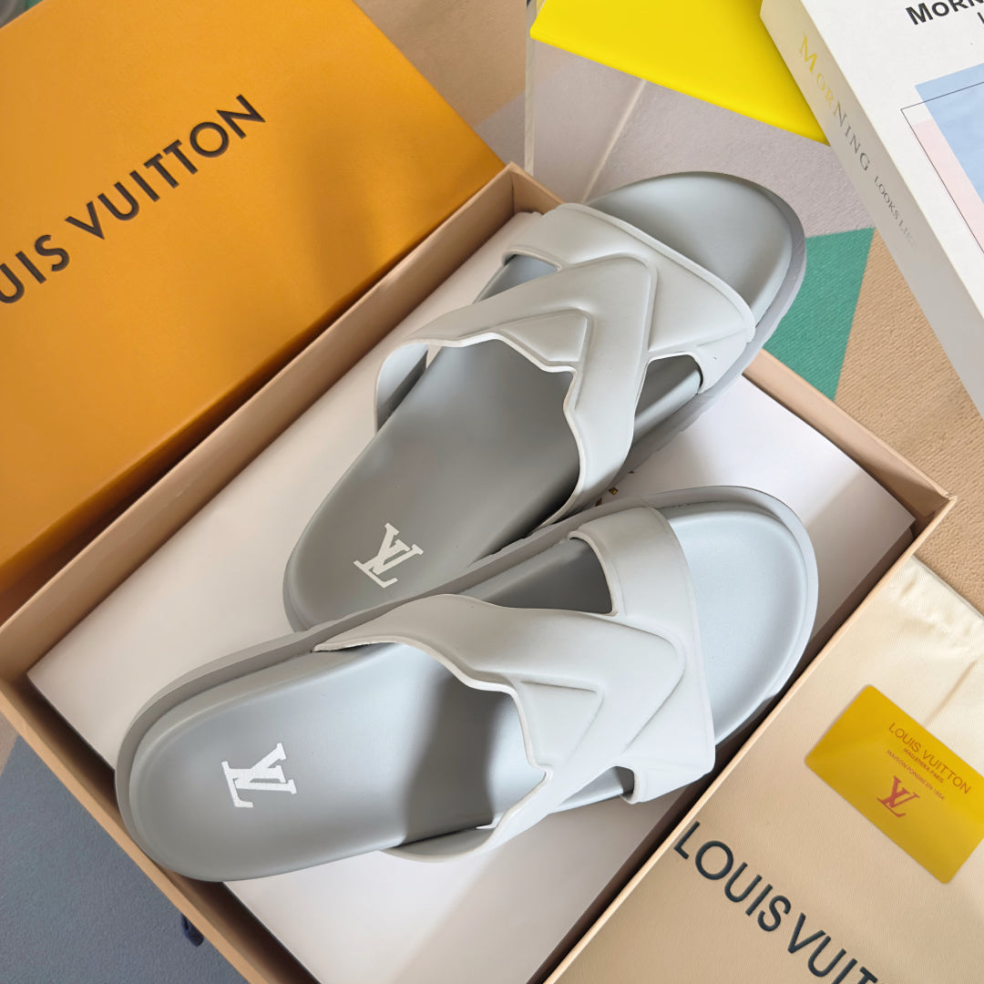 250501 New top-quality, simple and fashionable slippers
