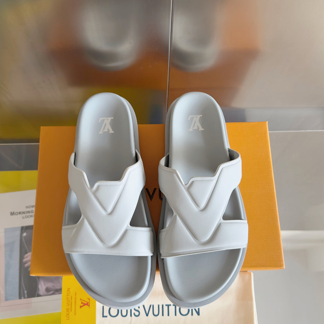 250501 New top-quality, simple and fashionable slippers