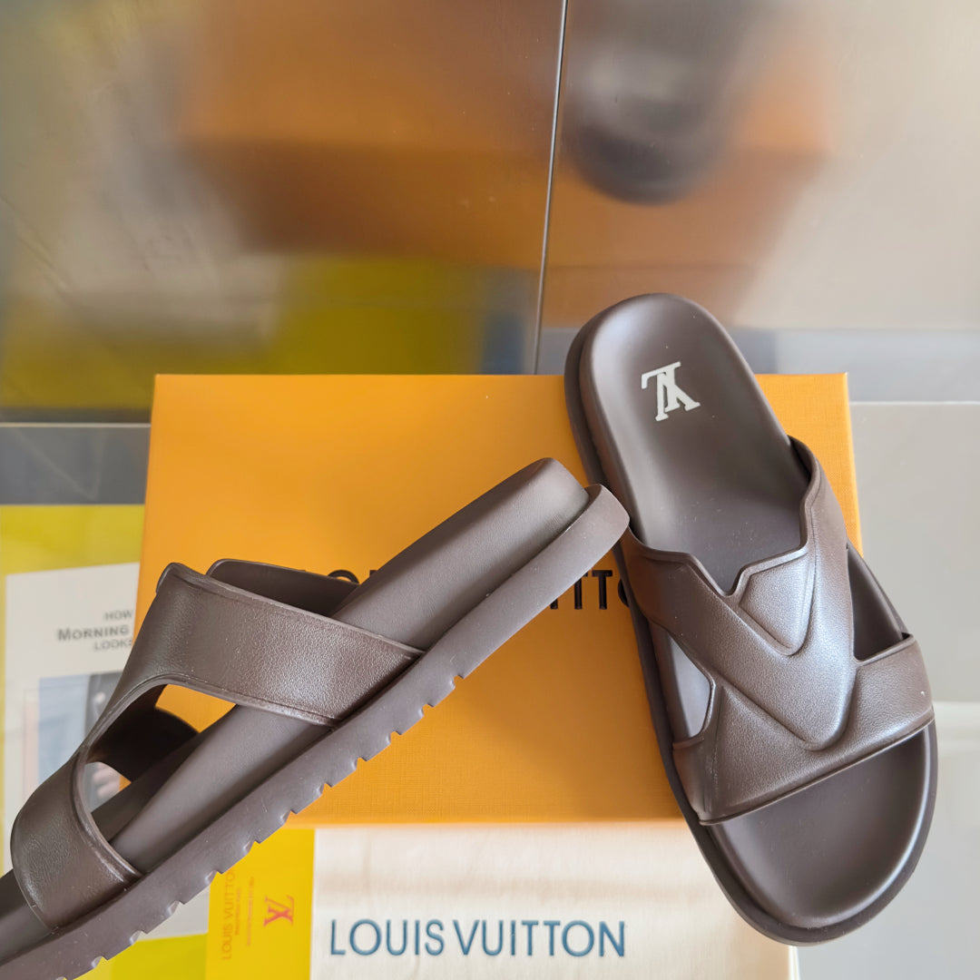 250501 New top-quality, simple and fashionable slippers