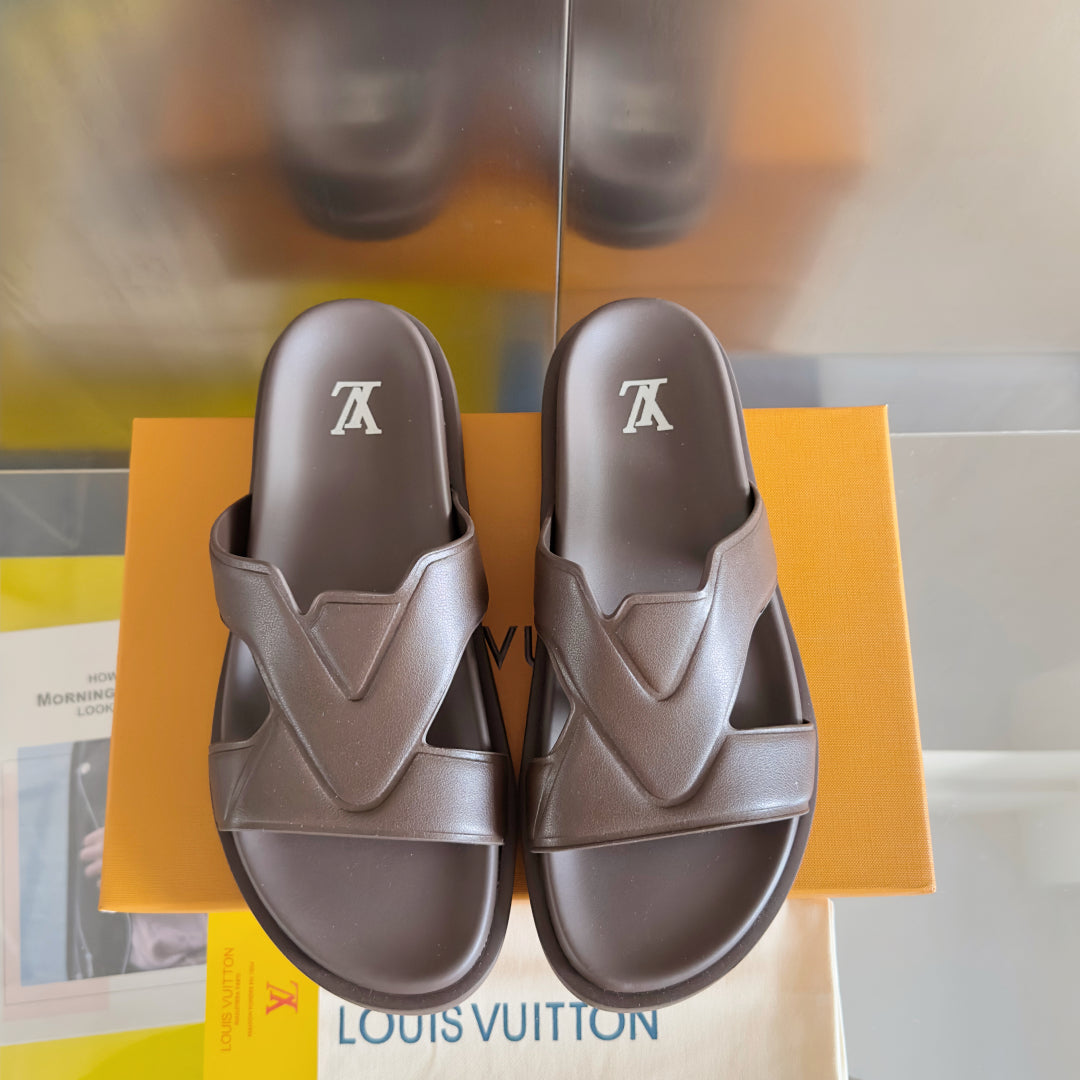 250501 New top-quality, simple and fashionable slippers